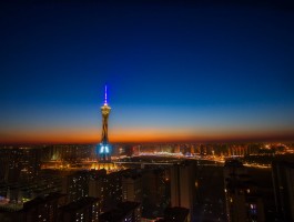 吉利汽车拟实施最高23亿港元股份回购计划